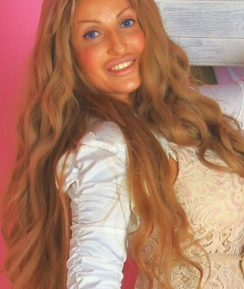 Живу в Москве и готова встретиться с тобой, чтобы исполнить все твои сокровенные фантазии. У меня широкий спектр услуг, от классического секса до ролевых игр и эротического массажа. 🔥 Мои фото полностью соответствуют действительности, а мои клиенты остаются довольными и всегда хотят вернуться ко мне снова. 💋 Если ты готов погрузиться в мир наслаждения и отдаться волшебству, то я жду твоего звонка. Let's have some fun 🌟 411, 32 года