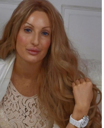 Живу в Москве и готова встретиться с тобой, чтобы исполнить все твои сокровенные фантазии. У меня широкий спектр услуг, от классического секса до ролевых игр и эротического массажа. 🔥 Мои фото полностью соответствуют действительности, а мои клиенты остаются довольными и всегда хотят вернуться ко мне снова. 💋 Если ты готов погрузиться в мир наслаждения и отдаться волшебству, то я жду твоего звонка. Let's have some fun 🌟 411, 32 года