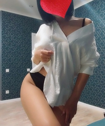 Сладкий ангел лицом, страстная дьяволица в постели. Мое прекрасное тело обещает море удовольствия, а опыт и креативность позволят нам обнаружить новые грани наслаждения. Я могу быть твоей нежной подругой, провести тебя на волнующих вечеринках или стать огненной любовницей в спокойной обстановке. Вместе мы пойдем в захватывающее путешествие по миру наслаждения и страсти. Фото и отзывы оставлю в тайне, чтобы с каждой встречей ты открывал для себя все новые и новые сюрпризы 😉✨ 937, 25 лет